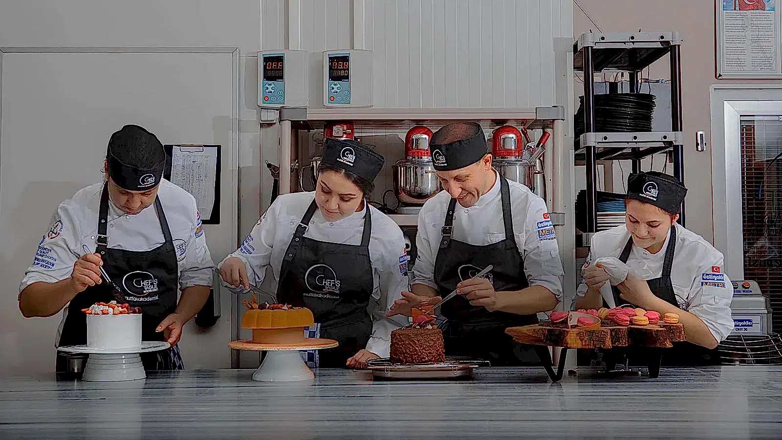 PROFESYONEL PASTACILIK VE EKMEKÇİLİK EĞİTİMİ